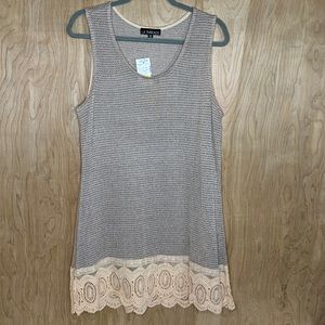 LA Threads Tunic Tank Knit Lace Hem Peach Taupe Size XL